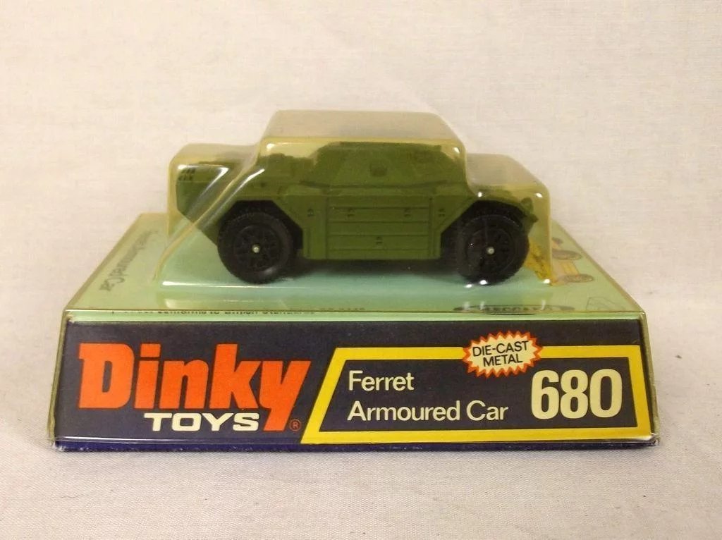 Dinky Toys No. 680 Green Version Ferret Armoured Car, Boxed #3 - Image 2