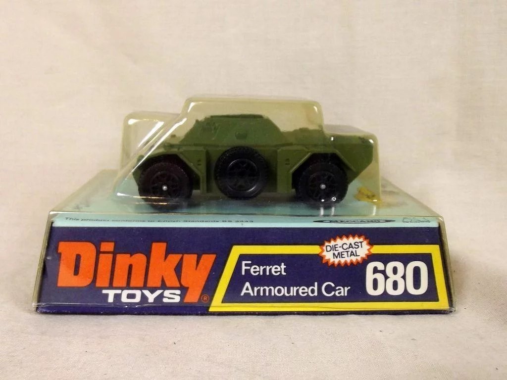 Dinky Toys No. 680 Green Version Ferret Armoured Car, Boxed #2 - Image 2