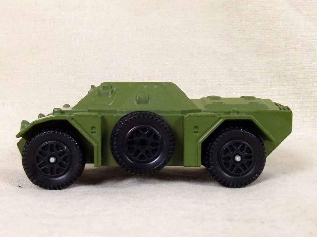 Dinky Toys No. 680 Green Version Ferret Armoured Car, Boxed #2 - Image 5