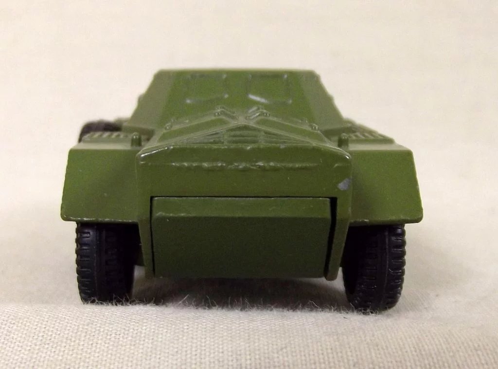 Dinky Toys No. 680 Green Version Ferret Armoured Car, Boxed #4 - Image 6