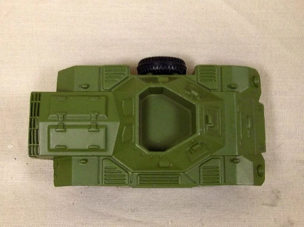 Dinky Toys No. 680 Green Version Ferret Armoured Car, Boxed #3 - Image 7