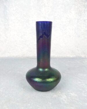 Early 20th Century Cobalt Blue Iridescent Glass Vase Attributed To Pallme Konig