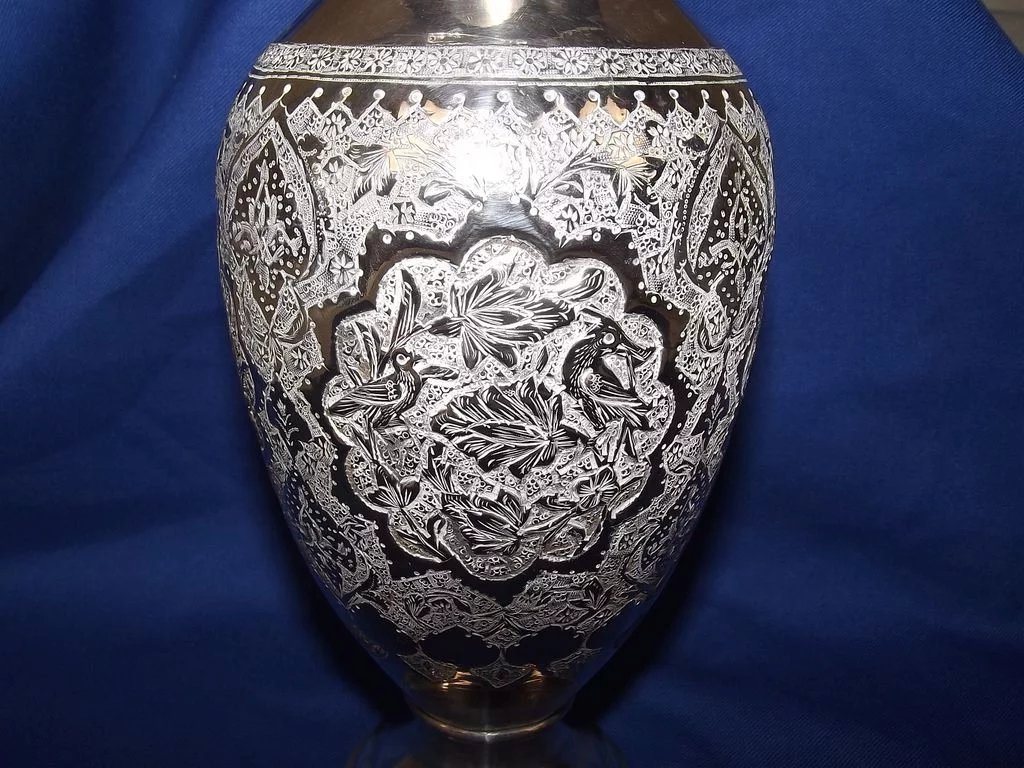 Early 20th Century Superb Persian 84 Solid Silver Vase By Khosrow - Image 7
