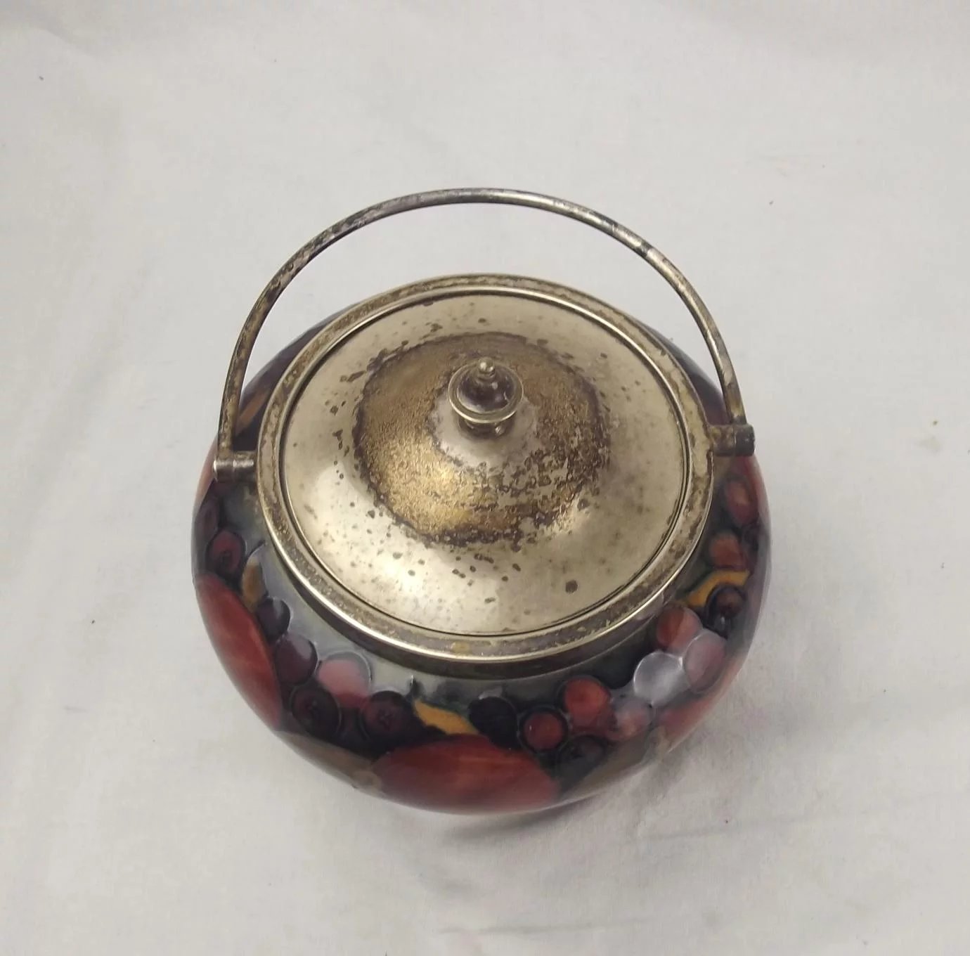 Early 20th Cenury Moorcroft Pomegranate Biscuit Barrel - Image 3