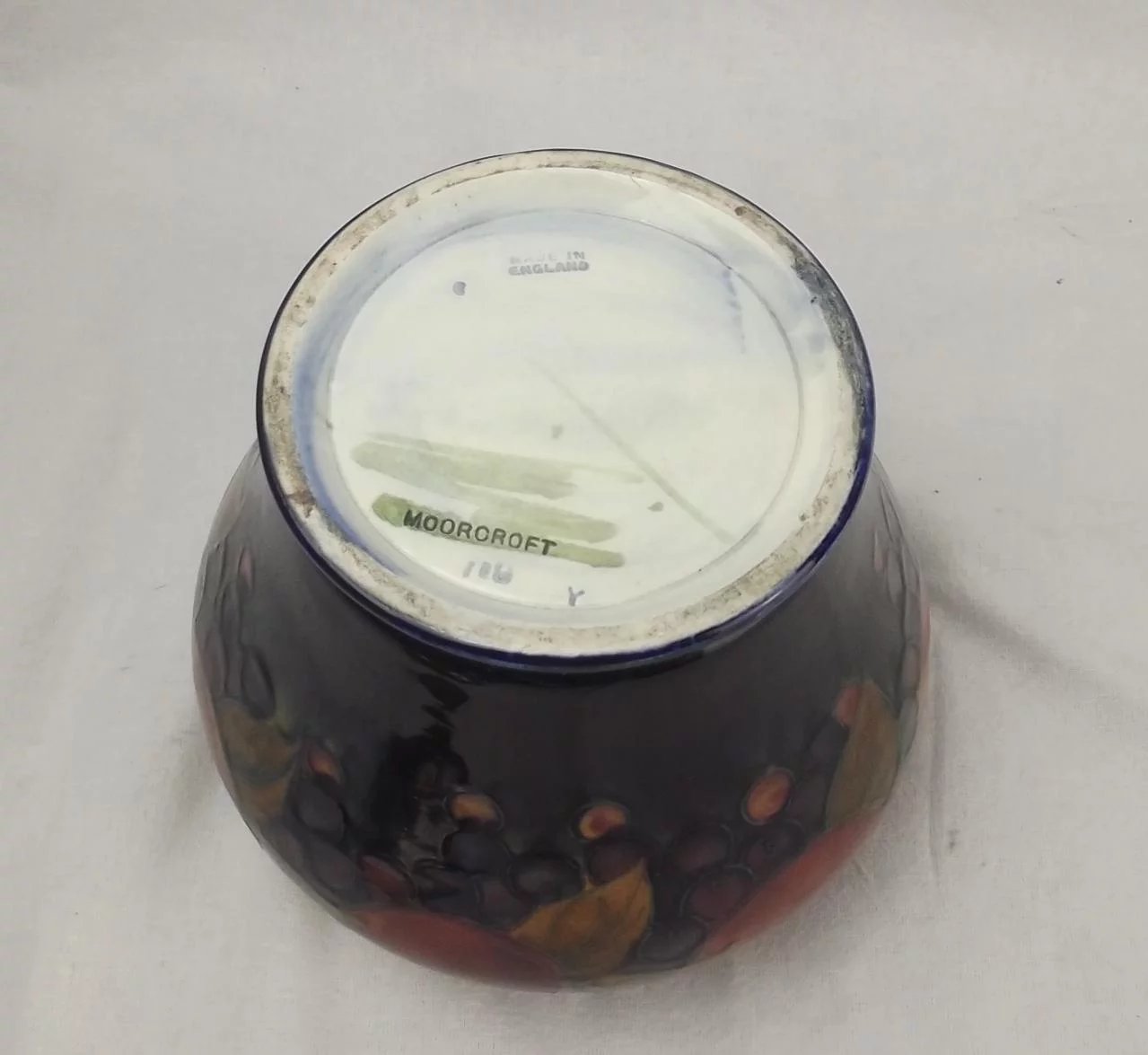 Early 20th Cenury Moorcroft Pomegranate Biscuit Barrel - Image 4