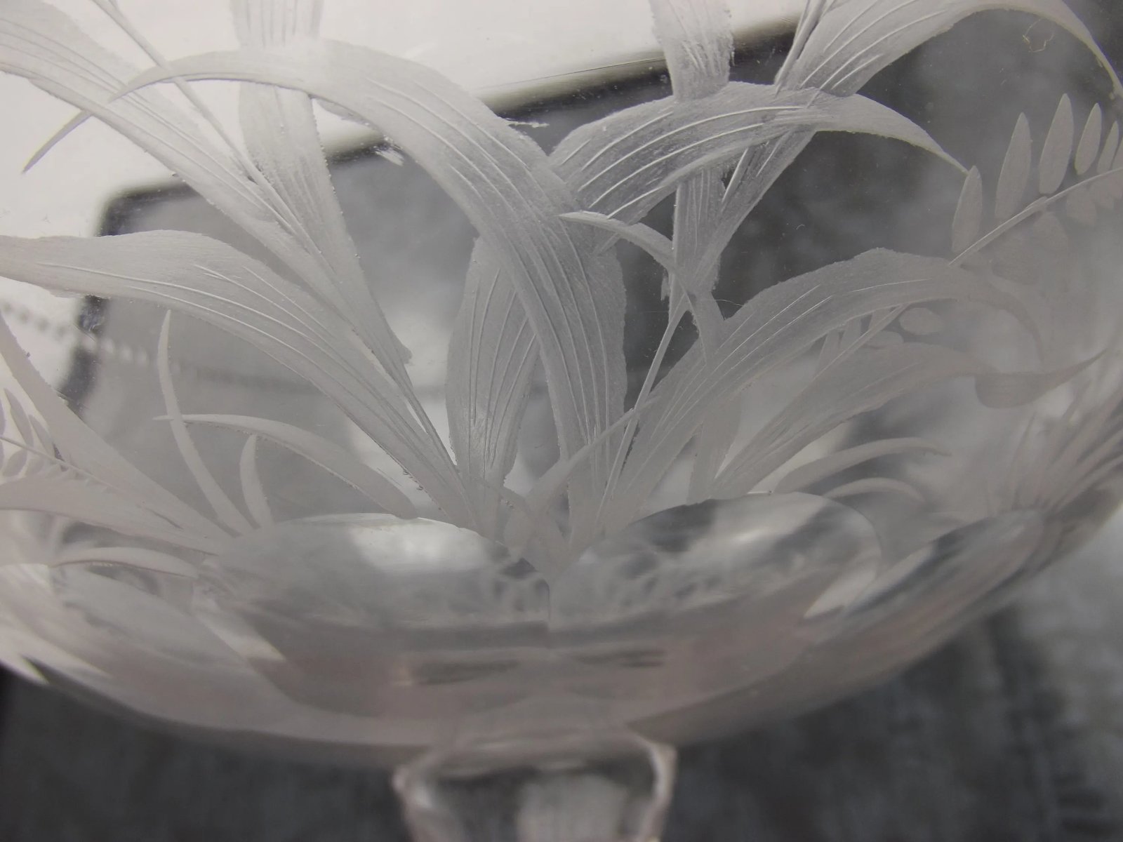 Early 20thC Etched Crystal Glass Comport Bowl - Image 9
