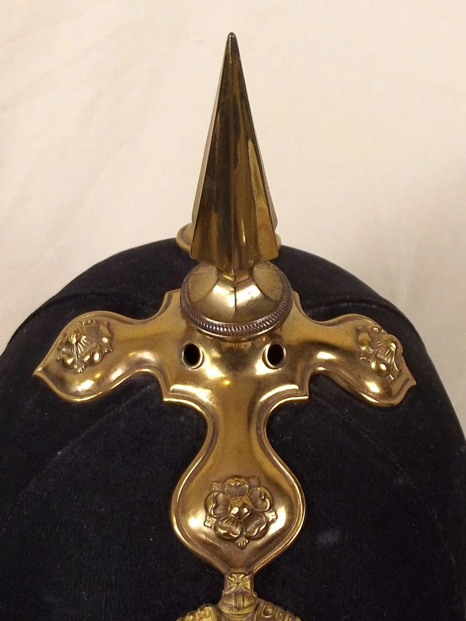 Edwardian Cheshire Regiment Spiked Black Cloth Spikehelmet - Image 8