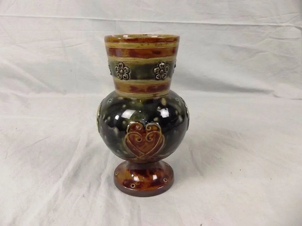 Edwardian Royal Doulton Vase - Poppies? - Image 5
