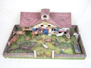 Elastolin Pre-War Wooden/Composite Farm House With Animals