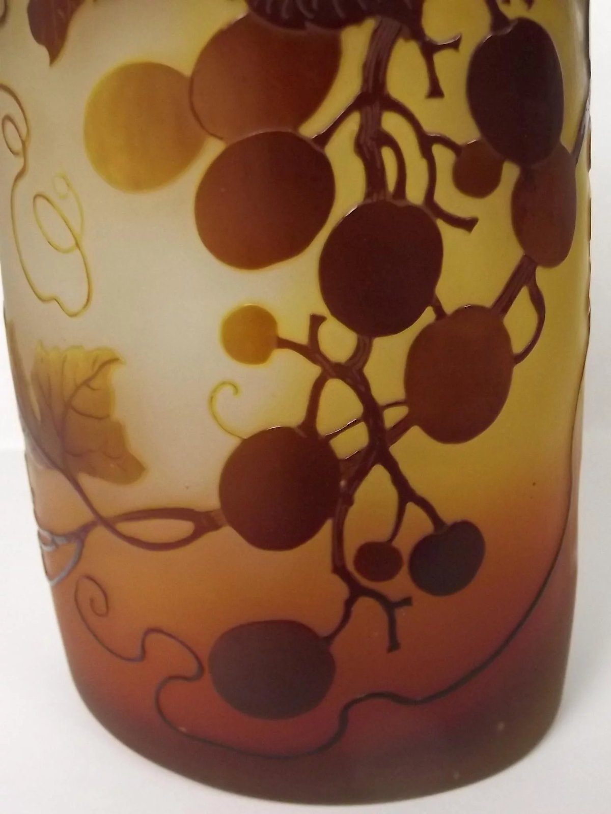 Emile Gallé (1846-1904) Cameo Glass Vase With Wild Vine Decoration - Image 6