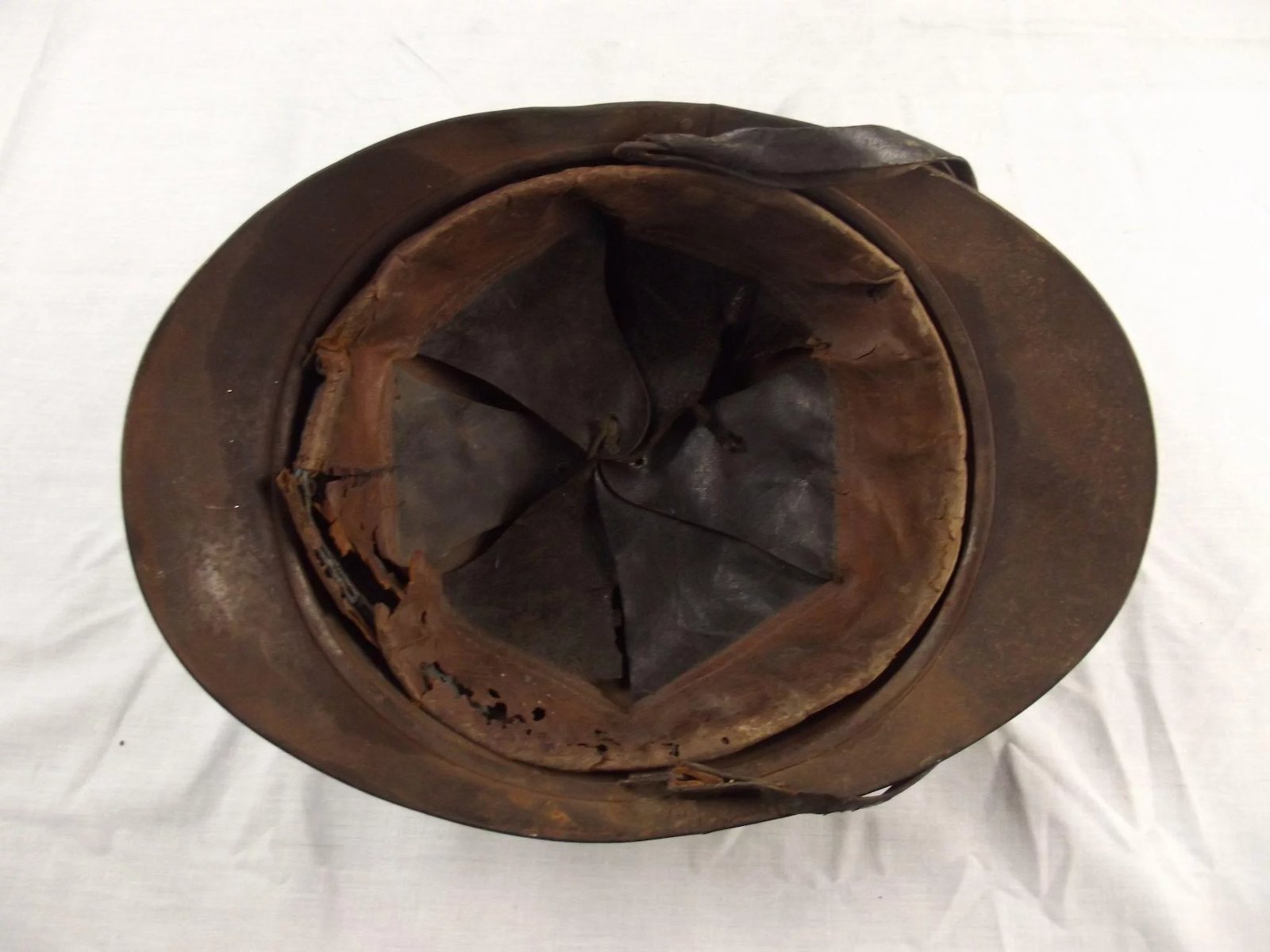 Extremely Rare WW1 Imperial Russian Adrian Helmet - Image 7