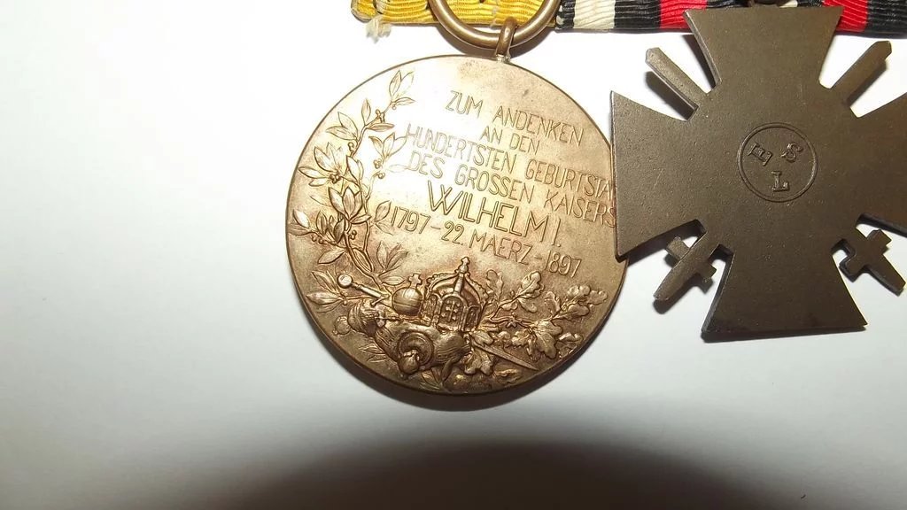 WW1 German 3 Medal Group Inc. Honour Cross - Image 7