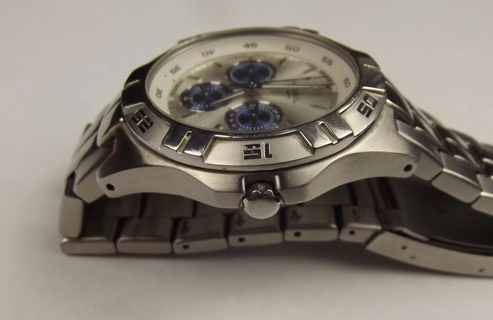 Fossil Gents Automatic Diver Style 10 ATM Wristwatch - Image 4