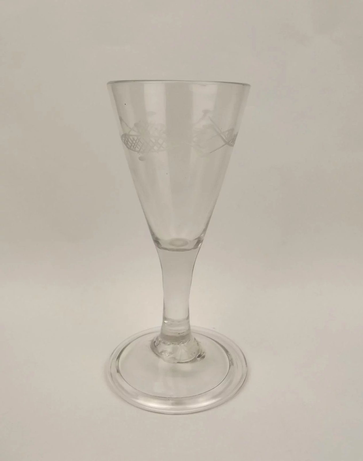 Georgian Etched Trumpet Bowl Gin Glass - Image 2