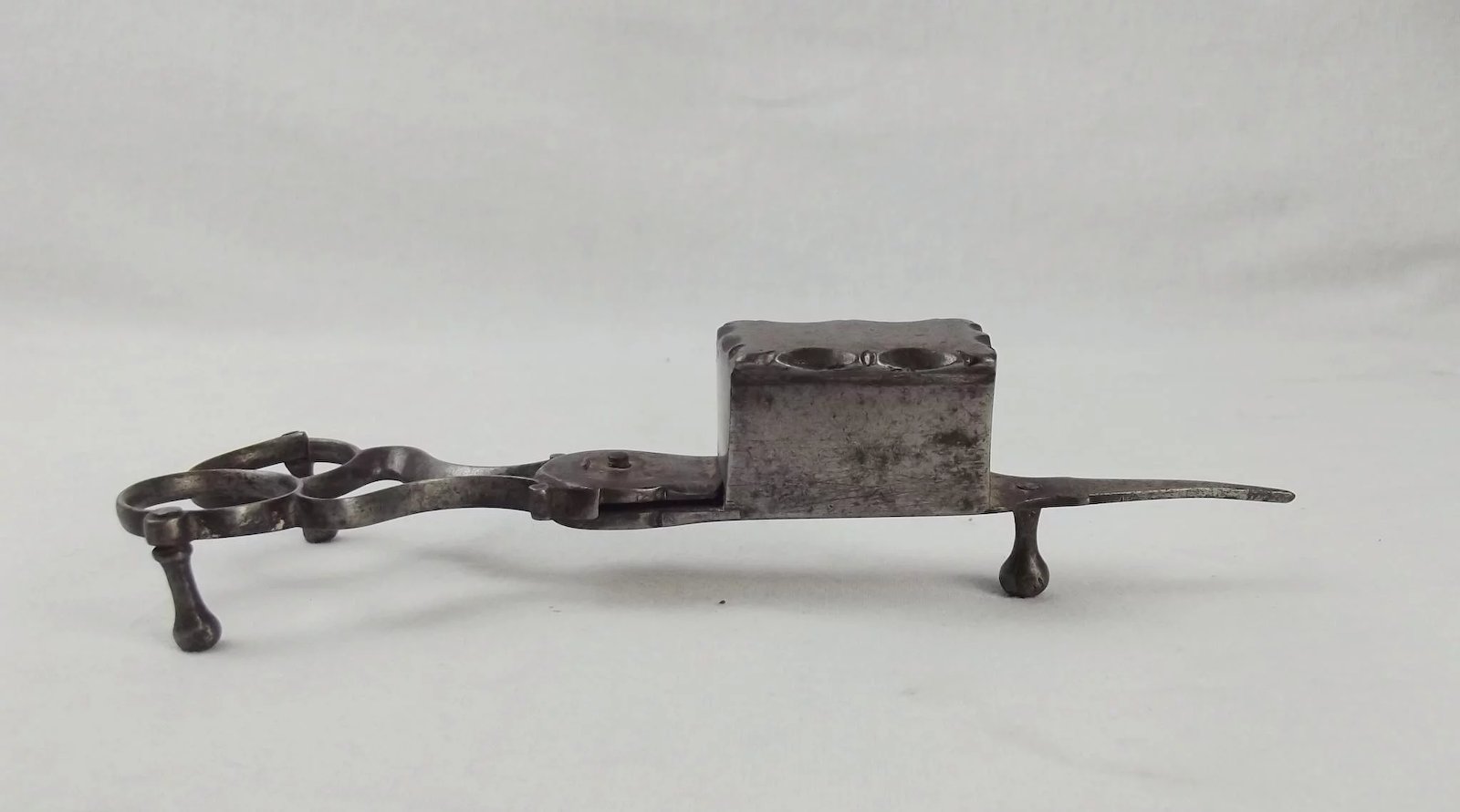 Georgian Scissor Action Candle Snuffer - Image 6