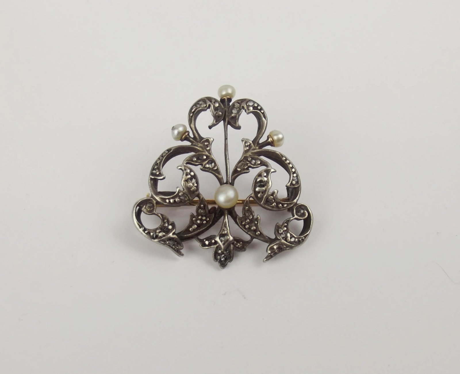 Georgian Silver & 9ct Gold Pearl & Diamond Brooch - Image 2