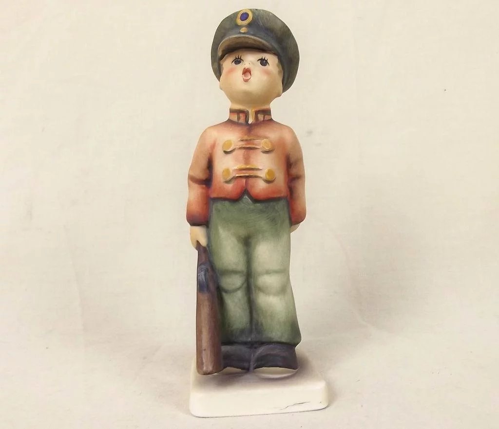 Goebel Porcelain Figurine Boy Soldier 332 - Image 2
