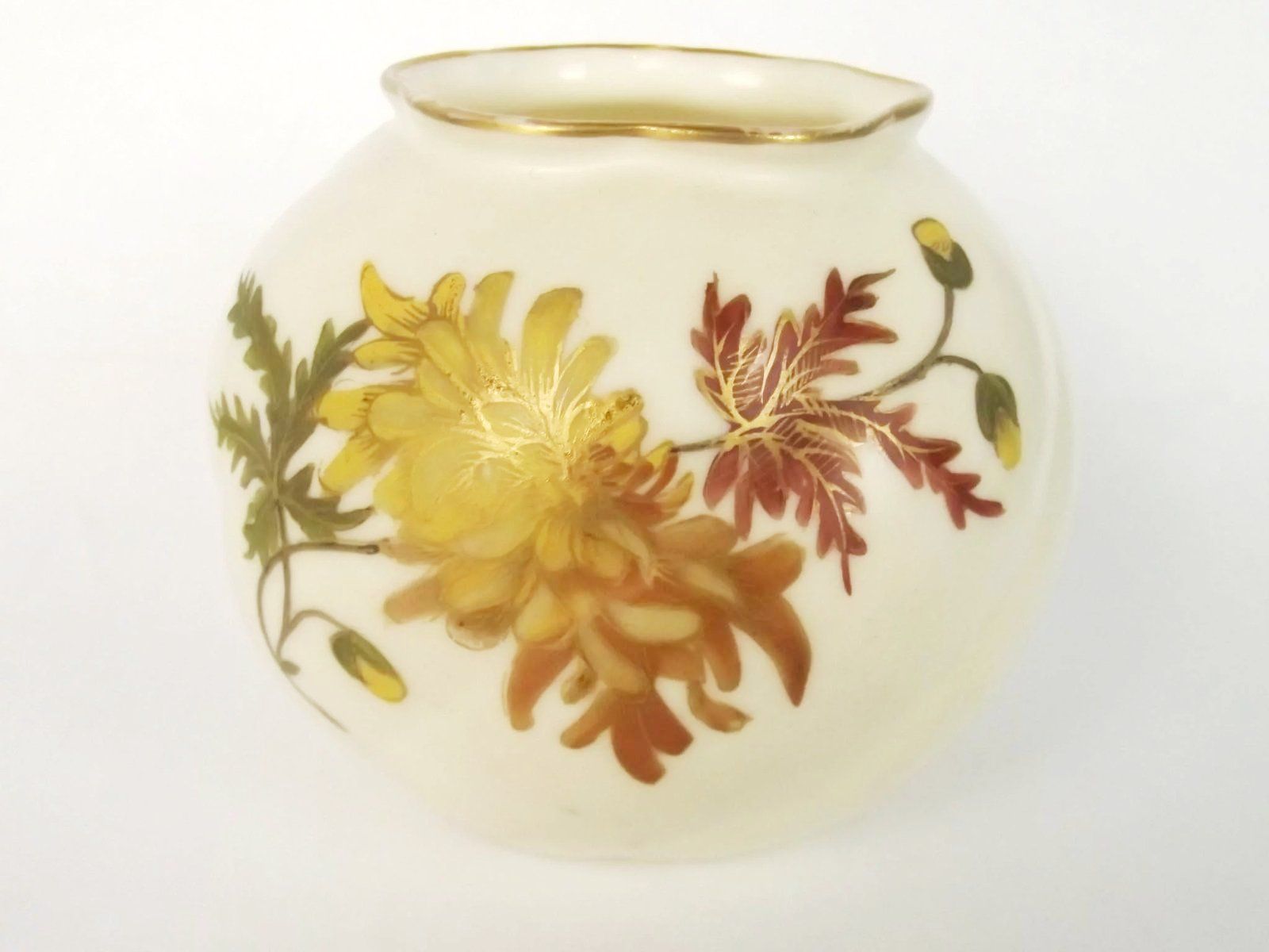 Graingers & Co. Worcester Blush Ivory Cache Pot