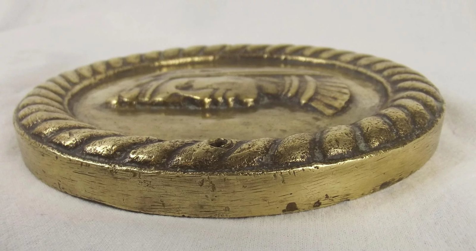 HMS Isis 1937 D87 Bronze Boat Badge - Image 6