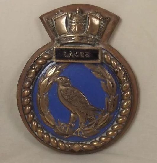 HMS Lagos (D44) Ships Bronze Crest, Battle Class Destroyer - Image 2