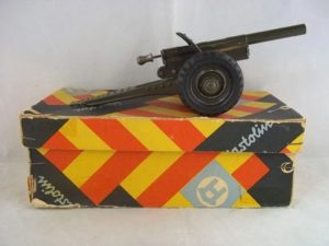 Hausser Elastolin Tinplate (Model Nr 711) Erbsenkanone (Pea Gun) Cannon With Original Box