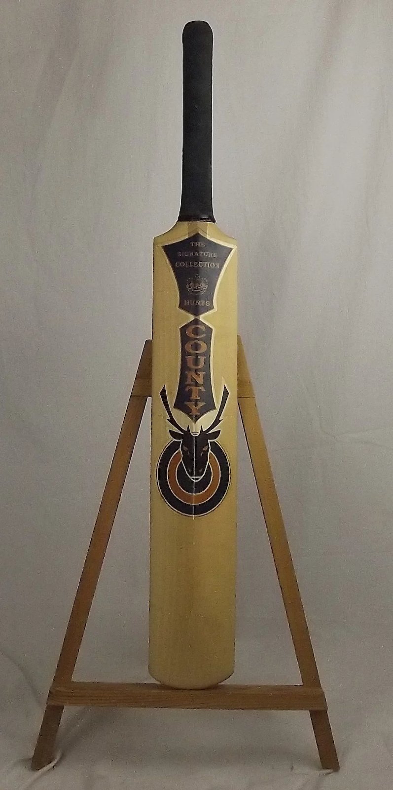 Hunts County Bats England Signature Series Signed Cricket Bat & Ball - Image 3