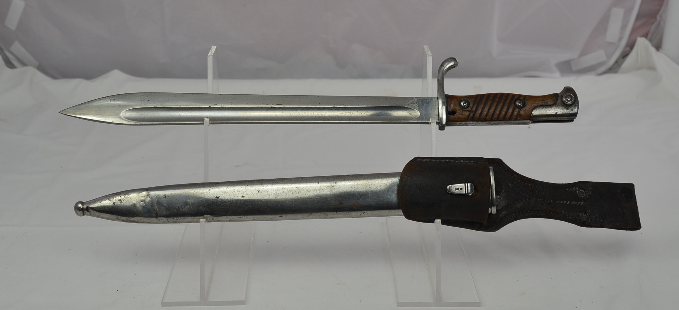 WW1 German Butchers Bayonet 1916 in Chrome with Original Chrome Scabbard