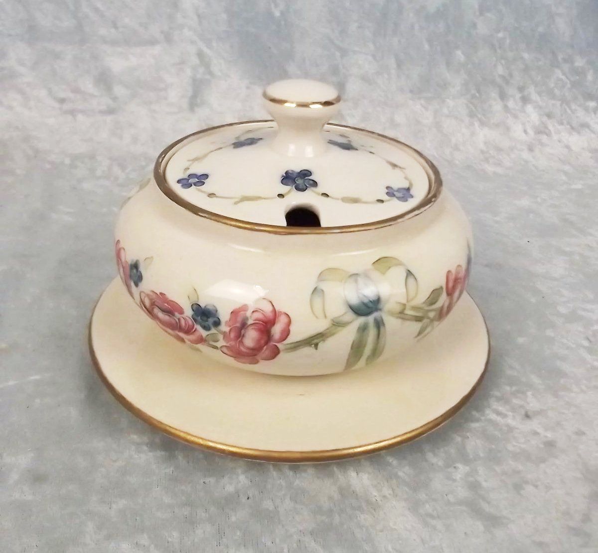 James Macintyre & Co. 18th Century Range Covered Sugar Bowl c1910 - Image 2