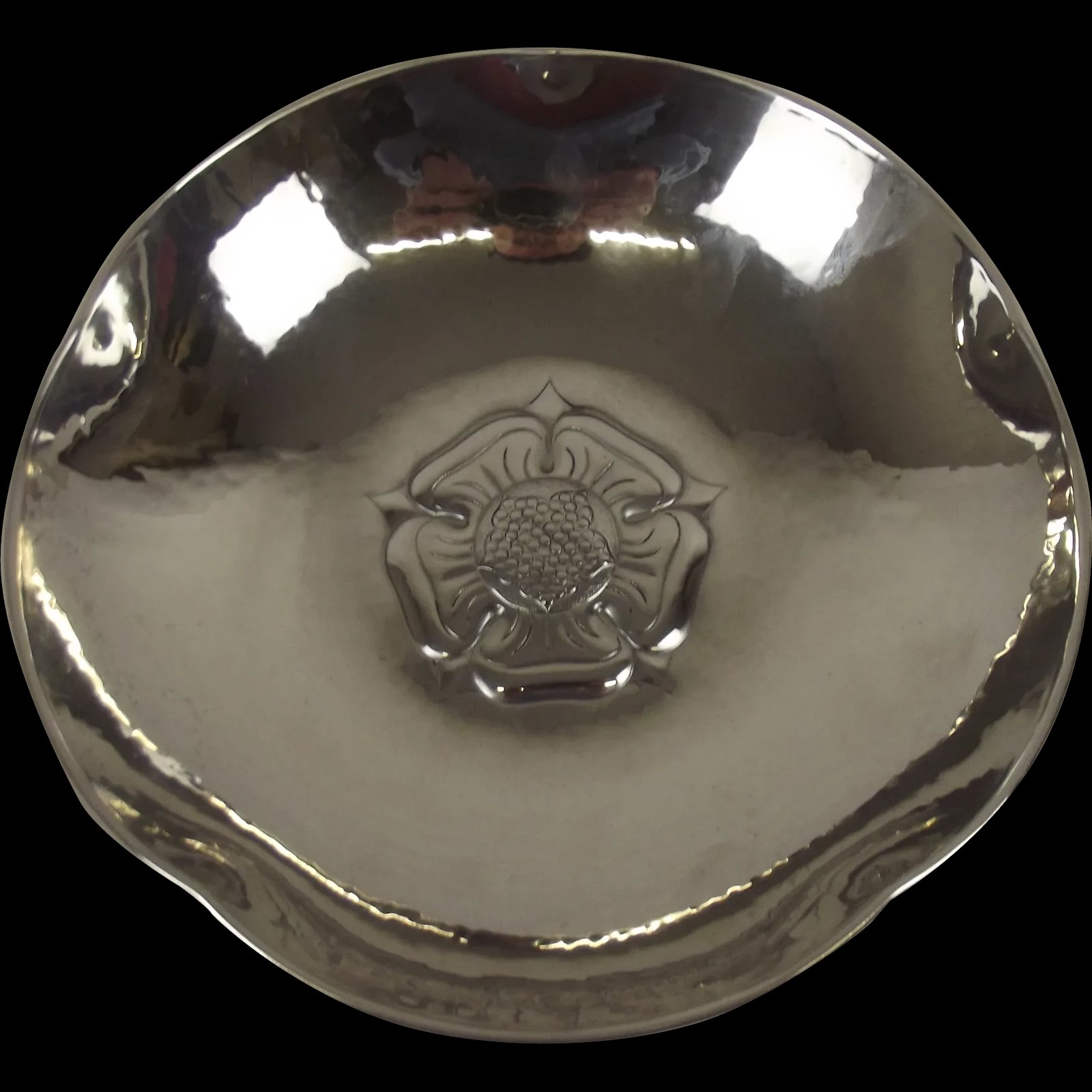 Keswick School Of Industrial Art Tudor Rose Stainless Steel Arts & Crafts Bowl 1933 Onwards