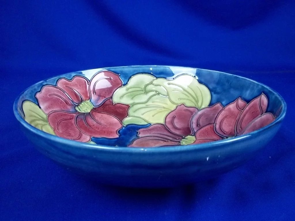 Large 10.5" Vintage Moorcroft Pedestal Bowl Clematis Pattern Royal Warrant Label - Image 8