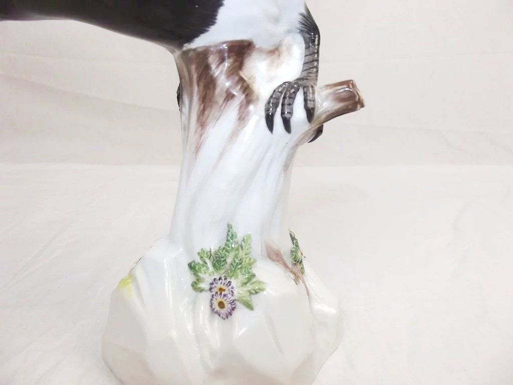 Large 1924-34 Meissen Magpie Bird Model 68b - Image 6