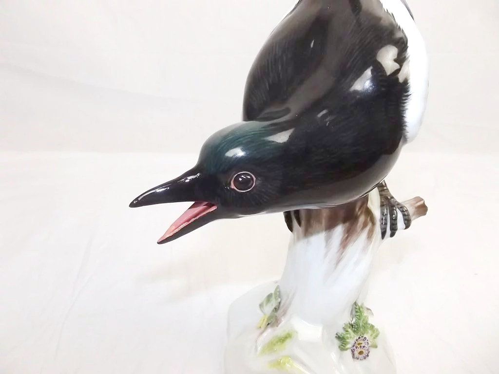 Large 1924-34 Meissen Magpie Bird Model 68b - Image 7