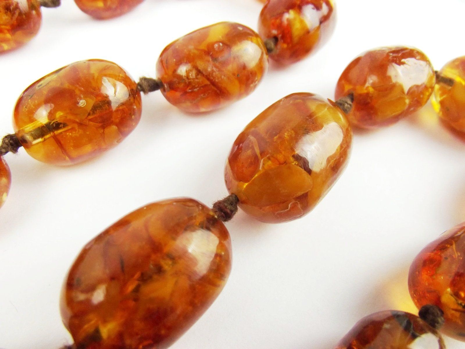 Large Vintage Amber Beaded Necklace c1920’s - Image 4