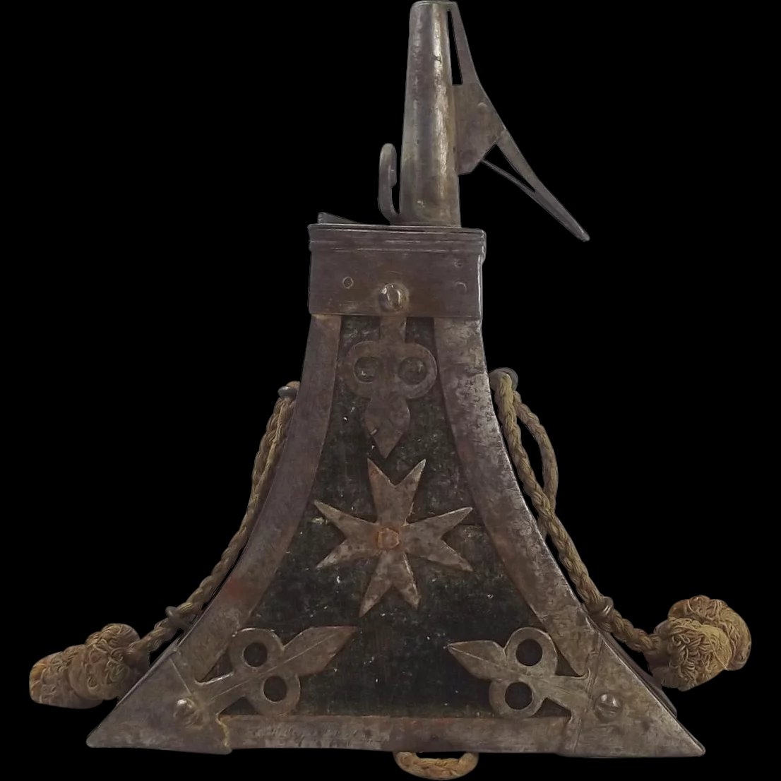 Late 16th Century Maltese Powder Flask