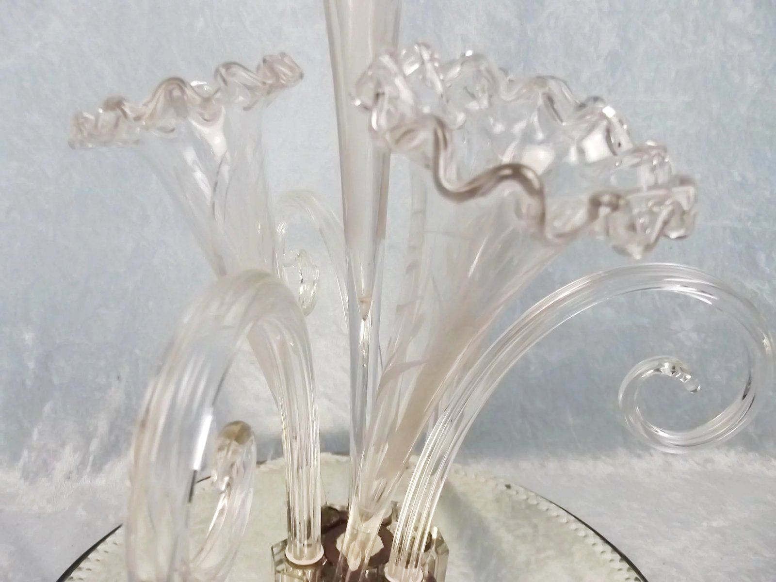 Late 19th Century Large Clear Four Trumpet Glass Epergne - Image 5