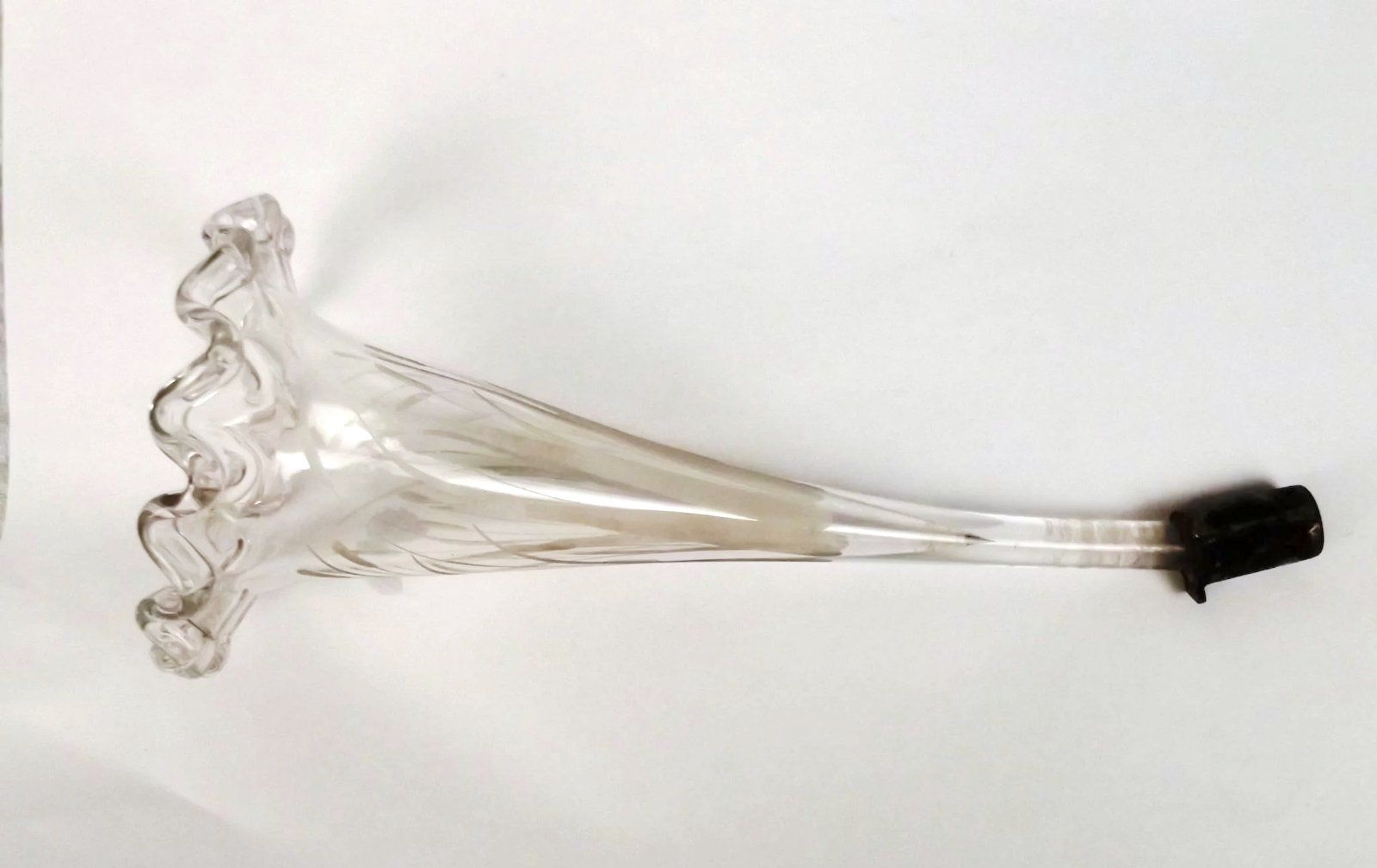 Late 19th Century Large Clear Four Trumpet Glass Epergne - Image 7
