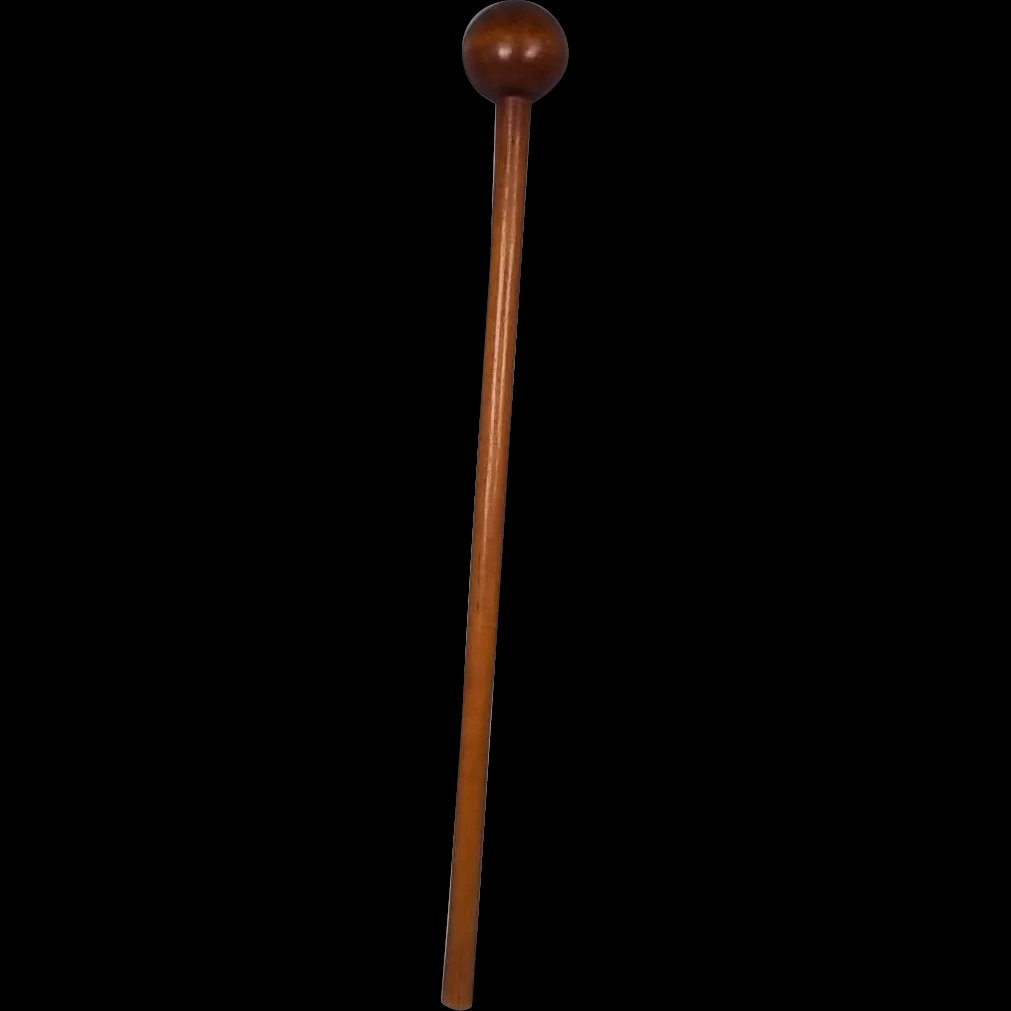 Late 19th Century Zulu Knobkierrie with Globular Head