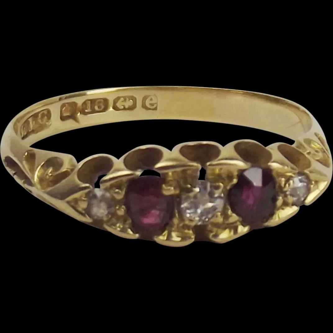 Late Victorian 18ct Yellow Gold Ruby & Diamond Ring UK Size Q US 8