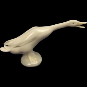 Lladro 4551 Porcelain Figure Of Little Duck