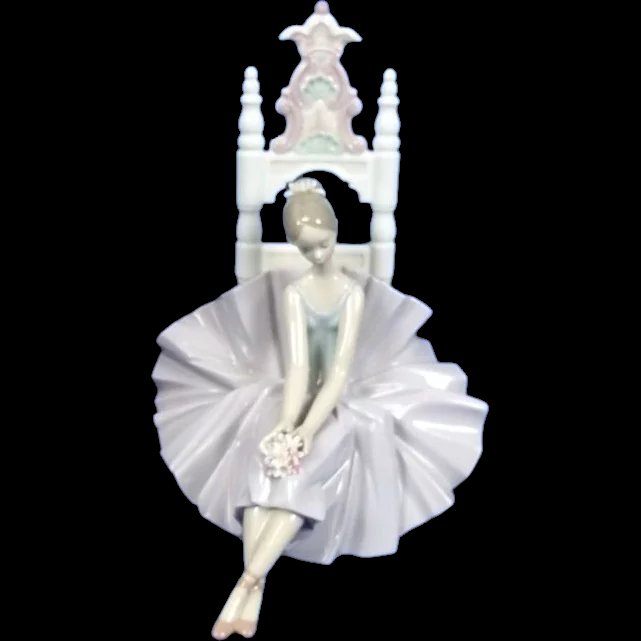 Lladro Limited Editio " Ballet Descansando / Posing For A Portrait ", No.06486