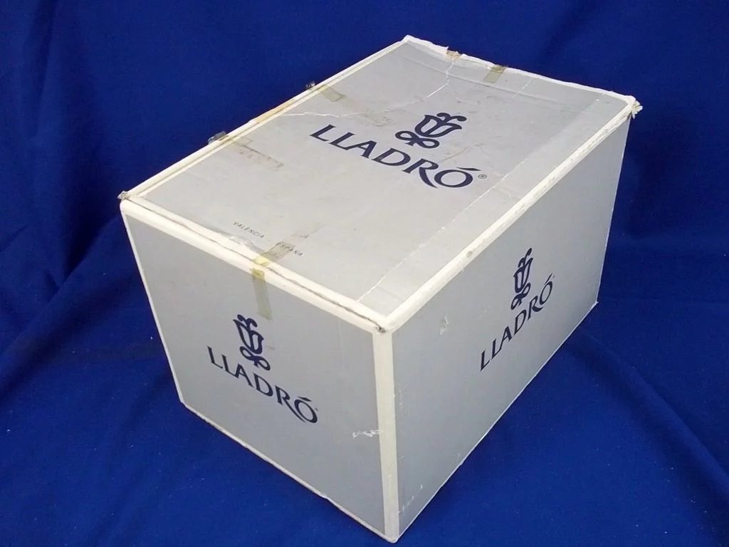 Lladro Limited Editio " Ballet Descansando / Posing For A Portrait ", No.06486 - Image 10
