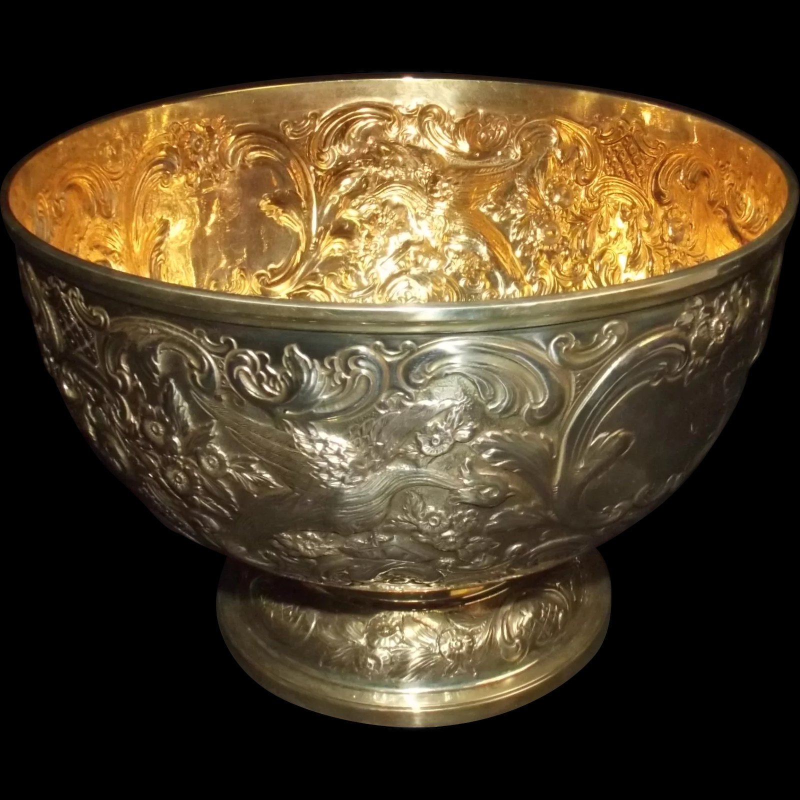 London 1900 Silver Bowl On A Pedestal Base