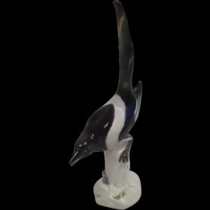 Meissen Small Magpie Bird A286 1934-