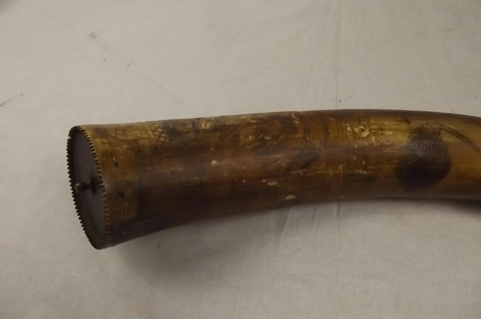Mid 19th Century Carved Scottish Powder Horn Flask - Image 6