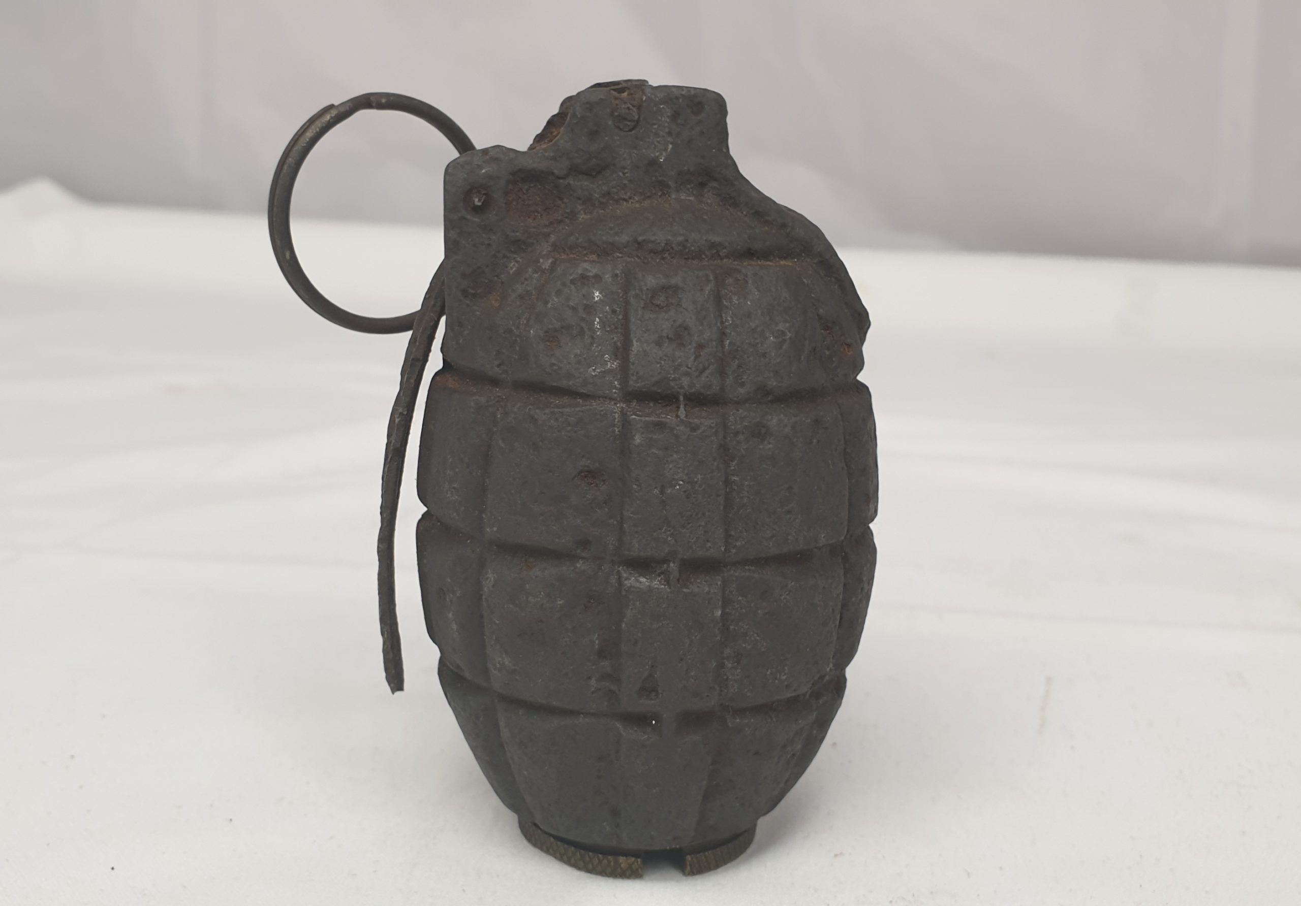 WW1 “Mills Bomb” No. 5 MK1 – British Hand Grenade - Image 3