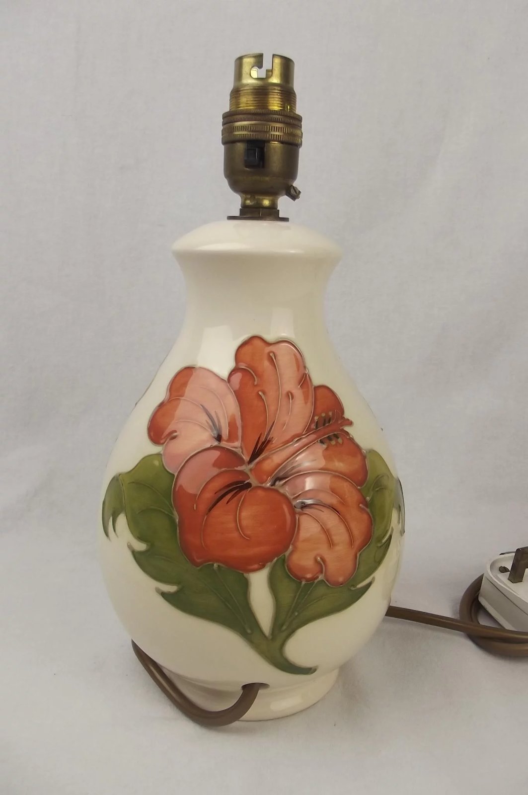 Moorcroft Hibiscus Pattern Ceramic Lamp Base - Image 4