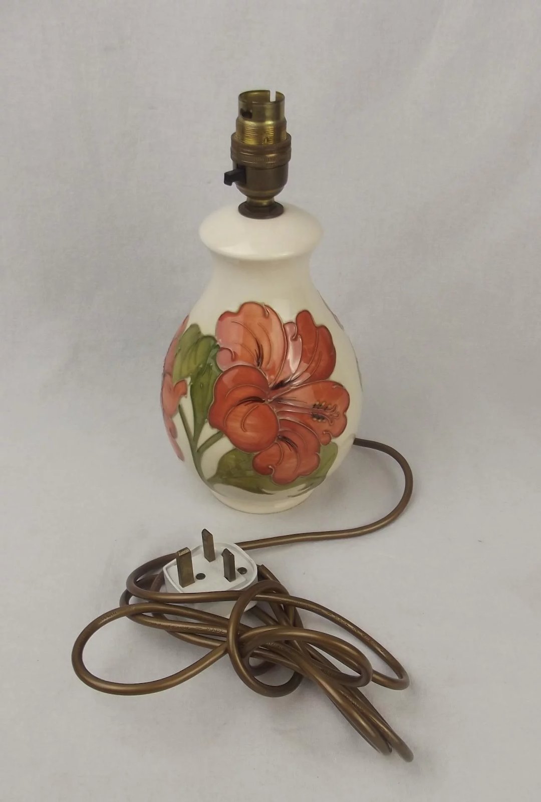 Moorcroft Hibiscus Pattern Ceramic Lamp Base - Image 5