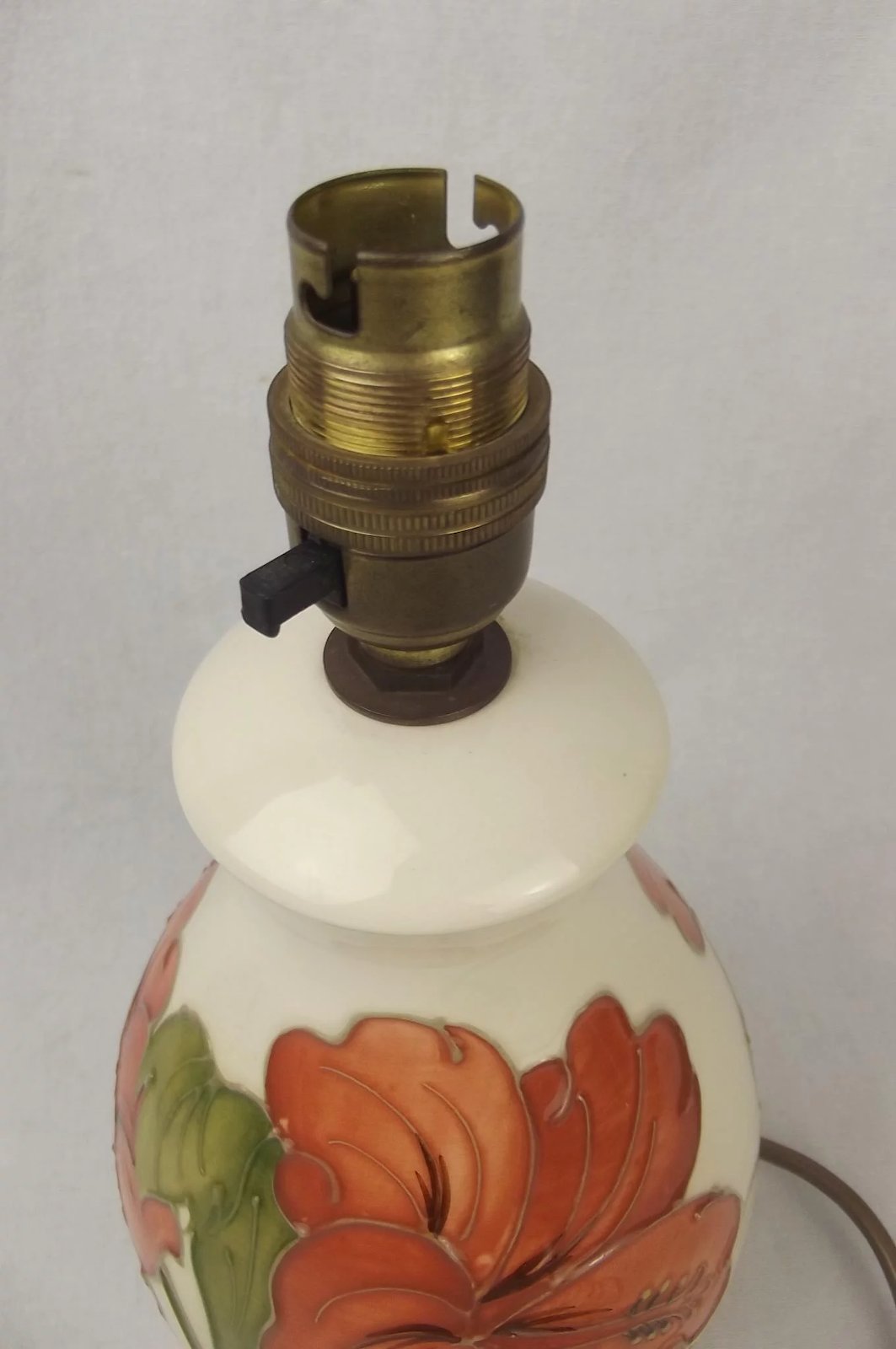 Moorcroft Hibiscus Pattern Ceramic Lamp Base - Image 6