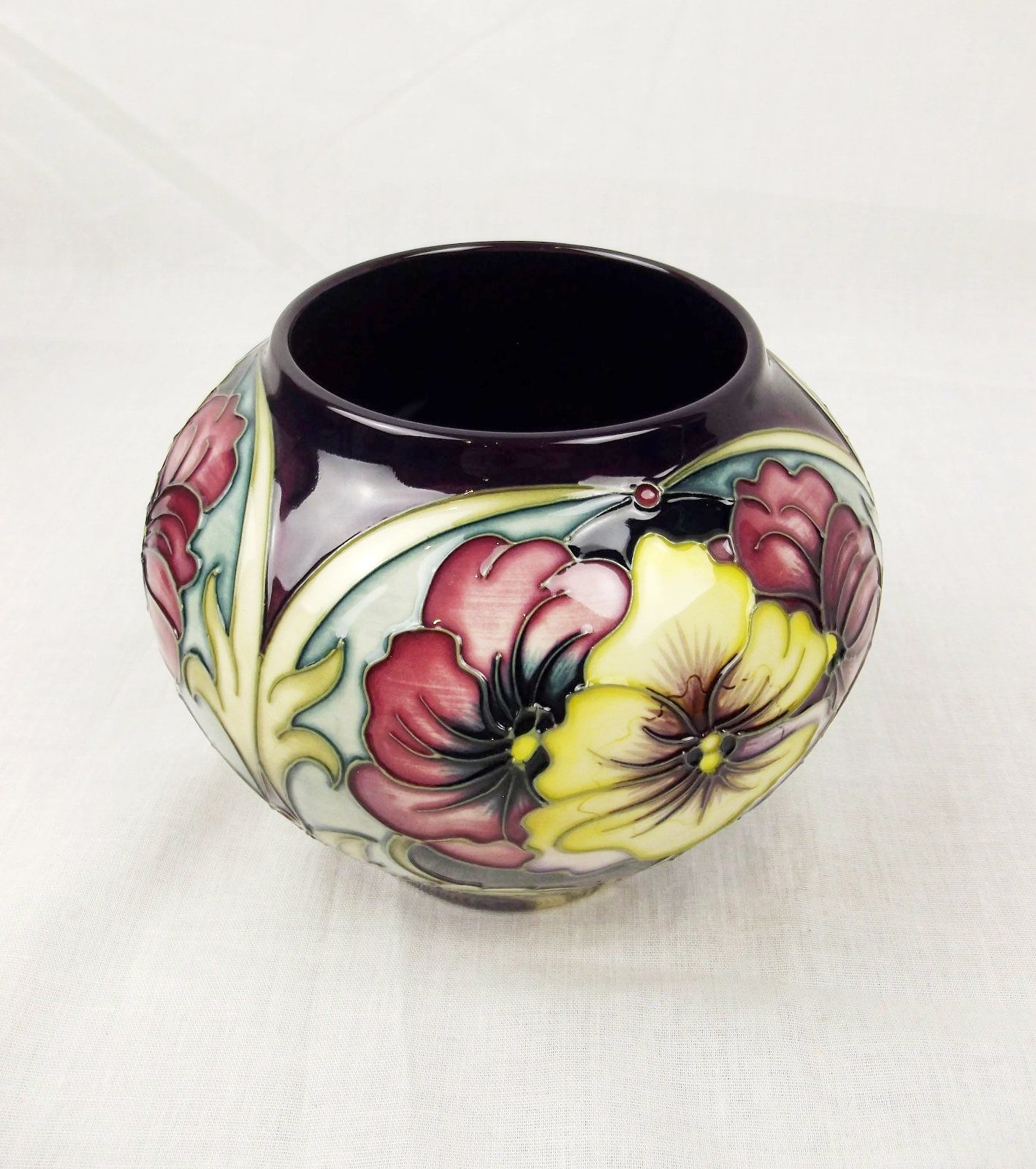 Moorcroft Pottery Pansy Pattern Vase c2006 - Boxed - Image 2