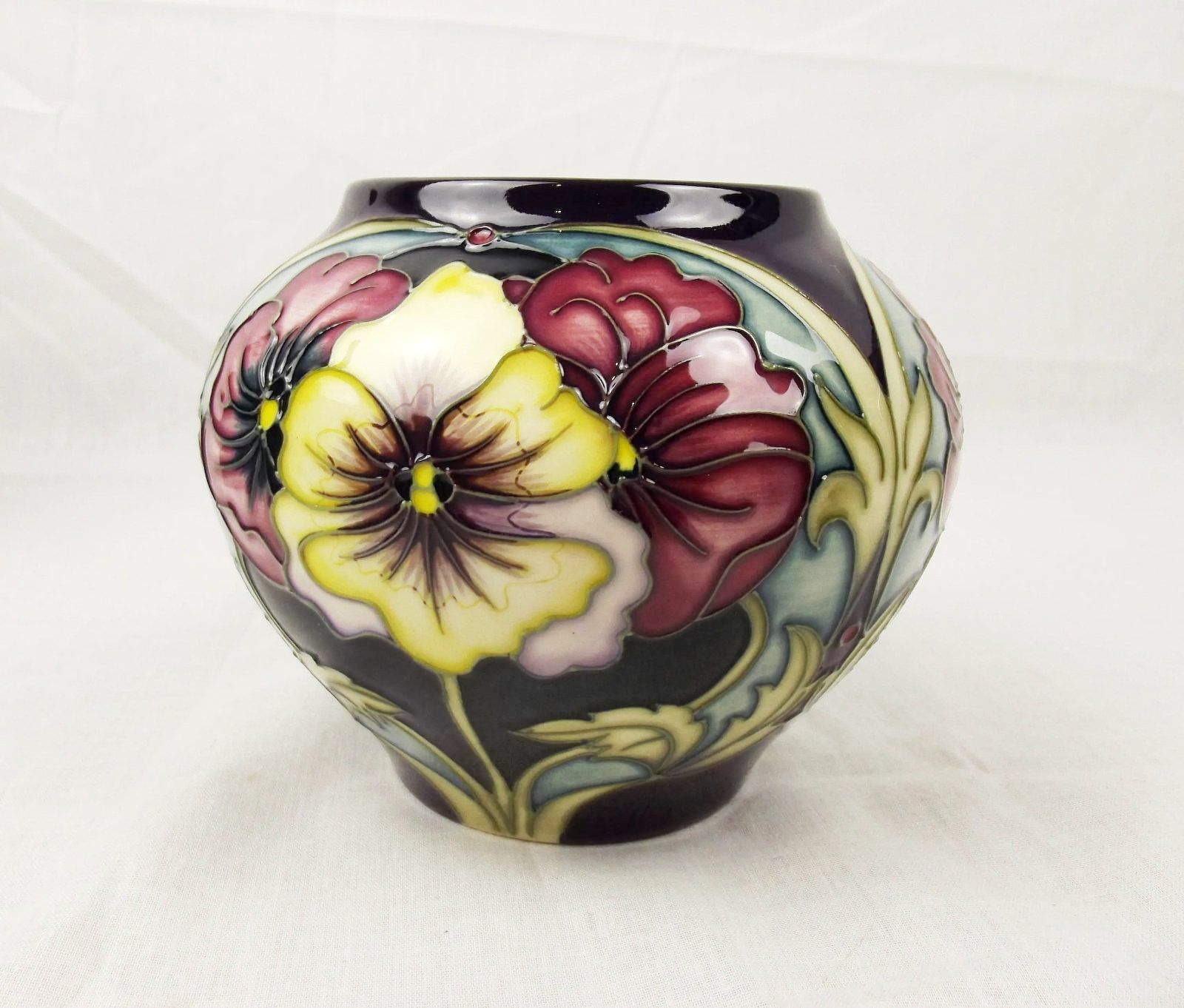 Moorcroft Pottery Pansy Pattern Vase c2006 - Boxed - Image 3